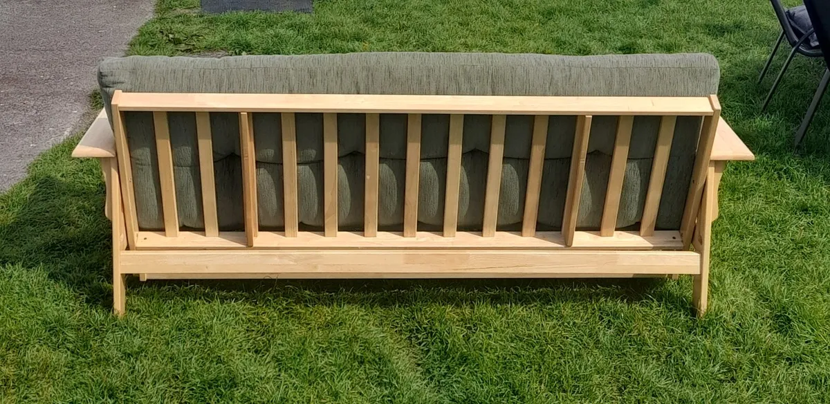 Futon sofabed/daybed for sale - Image 4