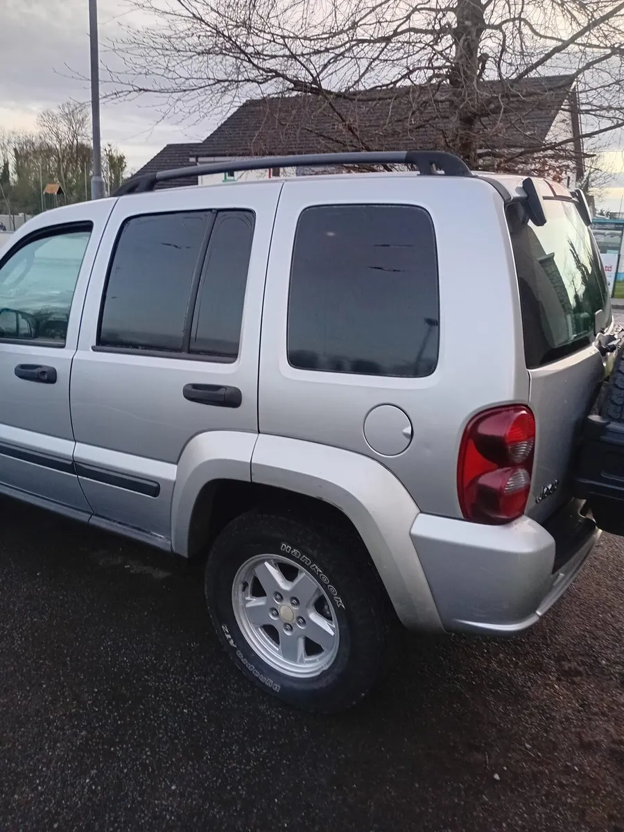 Jeep cherokee 2.8 dsl service history  DOE - Image 4