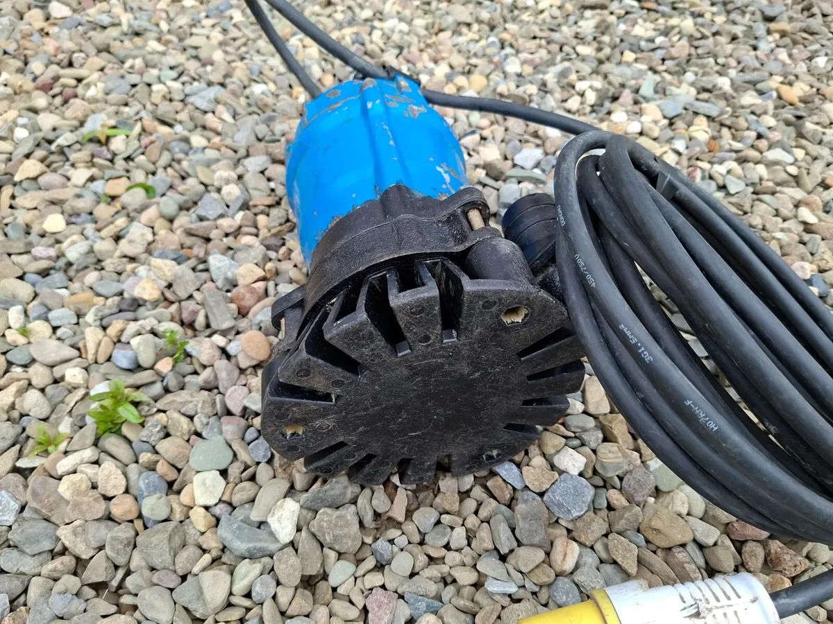 Tsurumi HS2.4S Submersible Pump 110v - Image 4