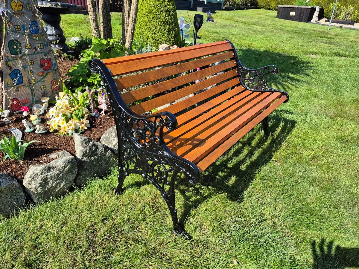 Cast iron Garden bench - Image 2