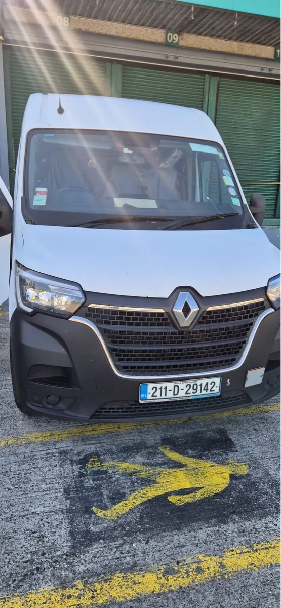 Renault Master 2021 - Image 1