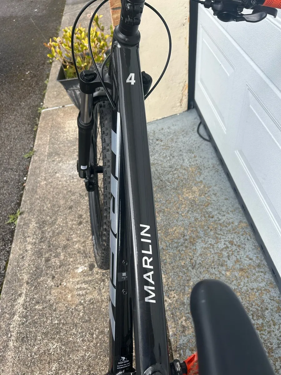 Trek Marlin 4 (2025) - Image 2