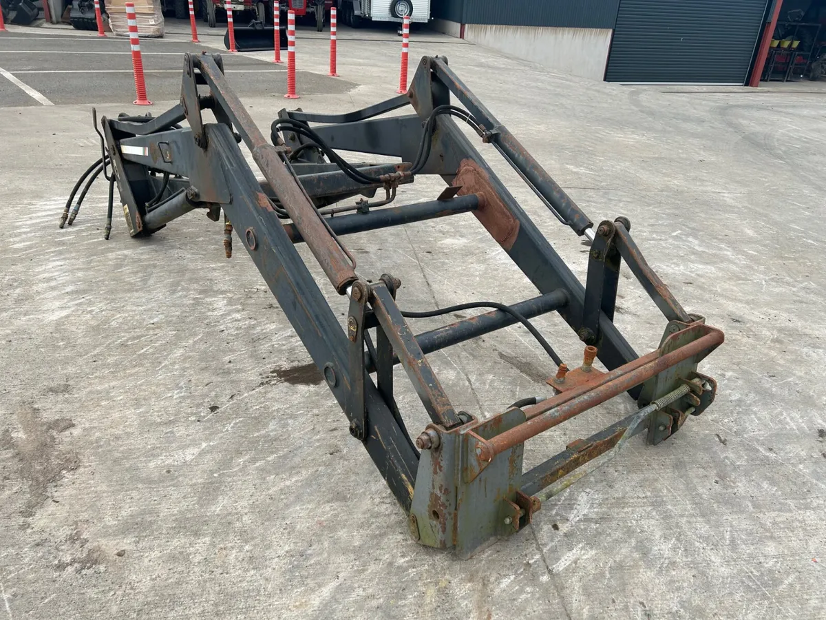 Riko TN 500 L Loader To Suit 6 Clyinder Fiat - Image 2