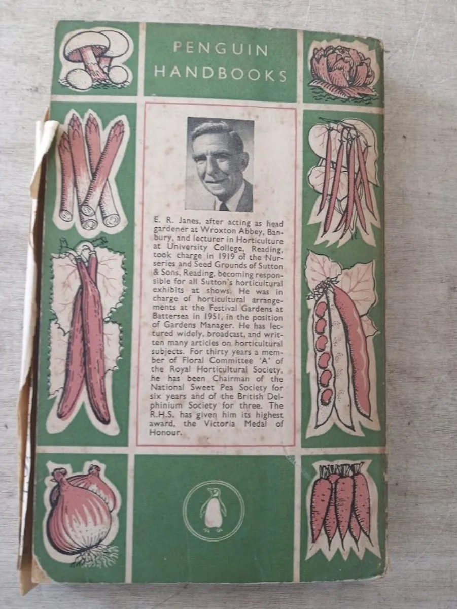 The Vegetable Garden book - Image 2