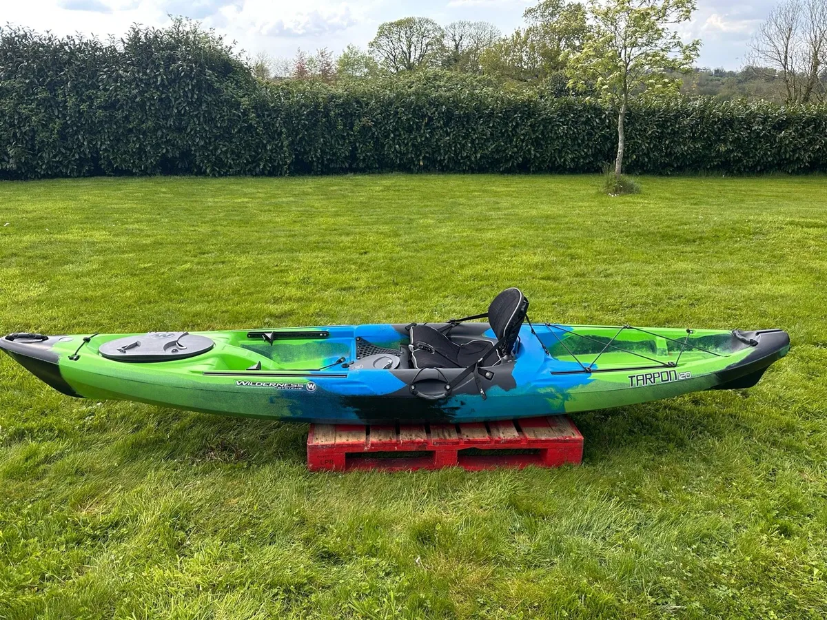 Tarpon 120 kayak - Image 1