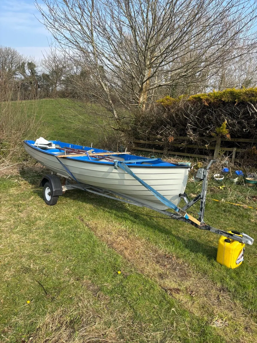 Fibreglass boat and trailer - Image 1