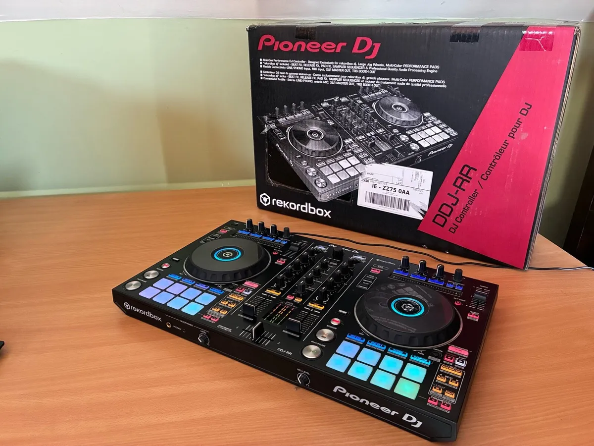 Pioneer DDJ-RR Dj Controller - Image 2