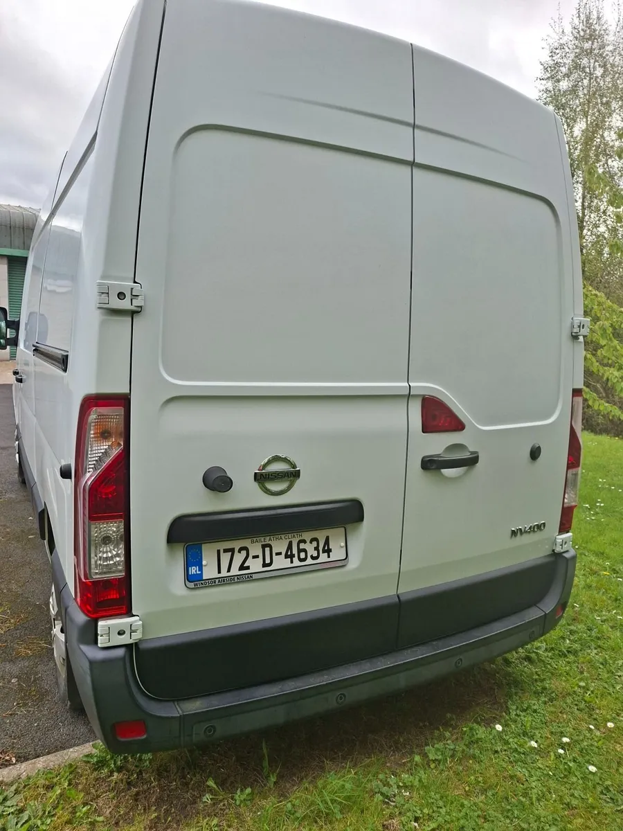 Nissan NV400 2017 - Image 2