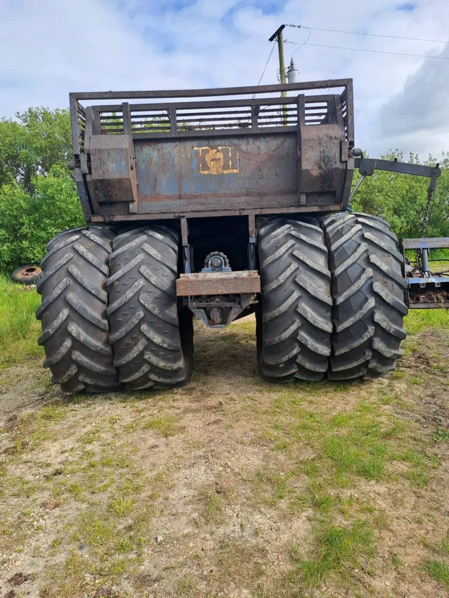 Tractor and Hopper - Image 3
