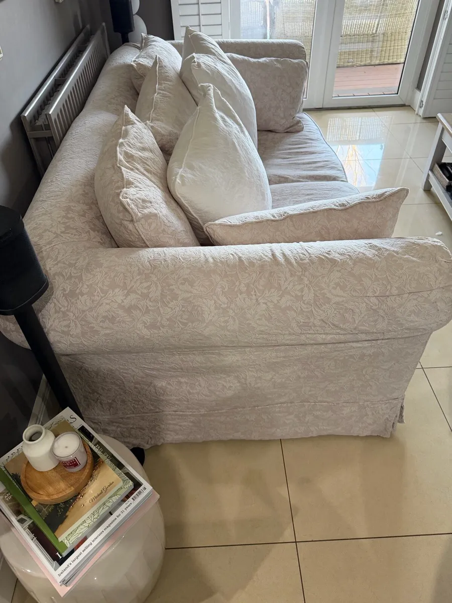 Sofa - Global Village - Image 3