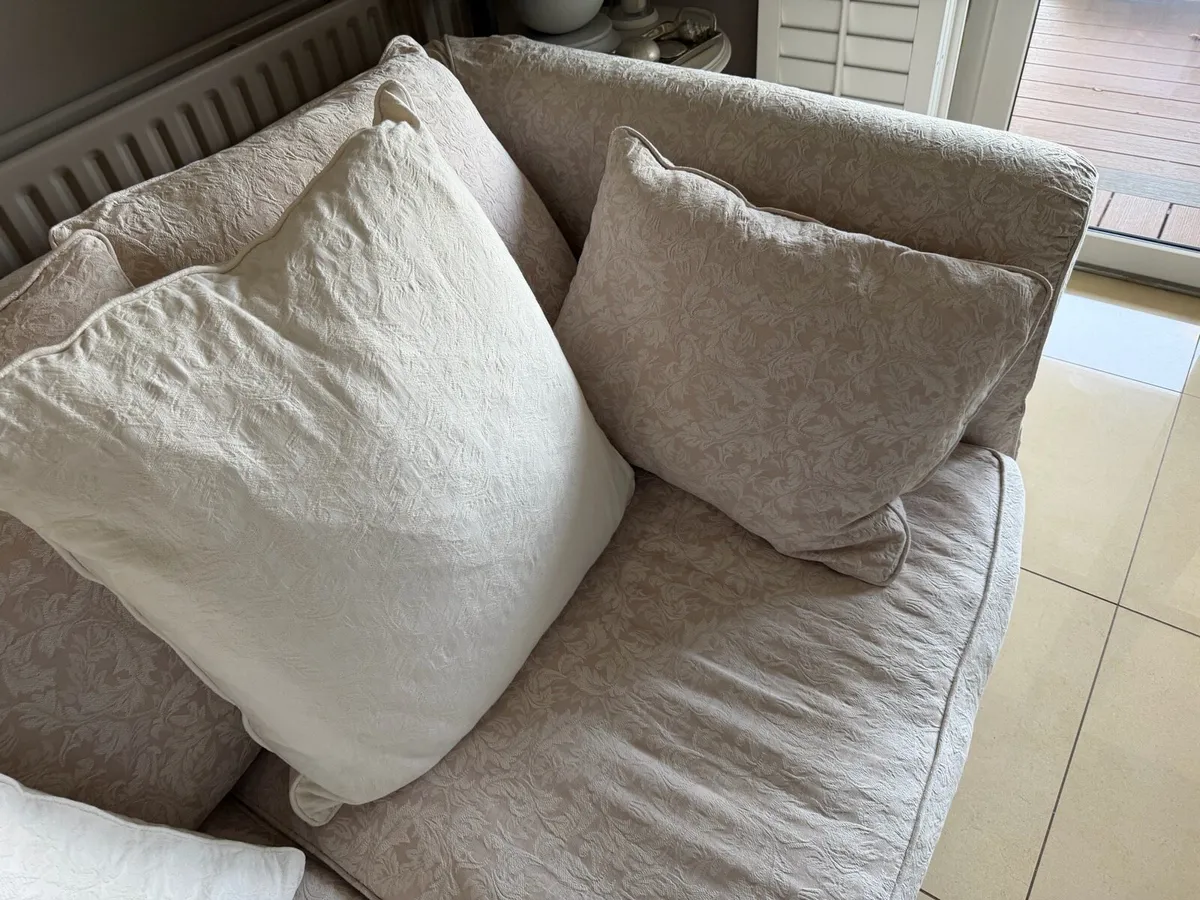 Sofa - Global Village - Image 4