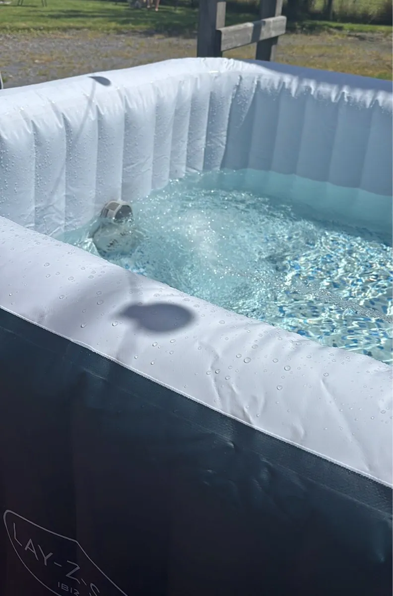 Hot Tub - Image 2