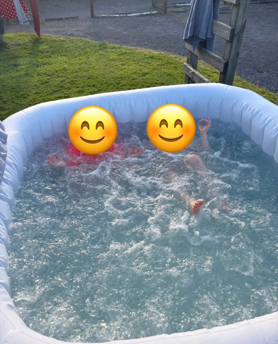 Hot Tub - Image 3