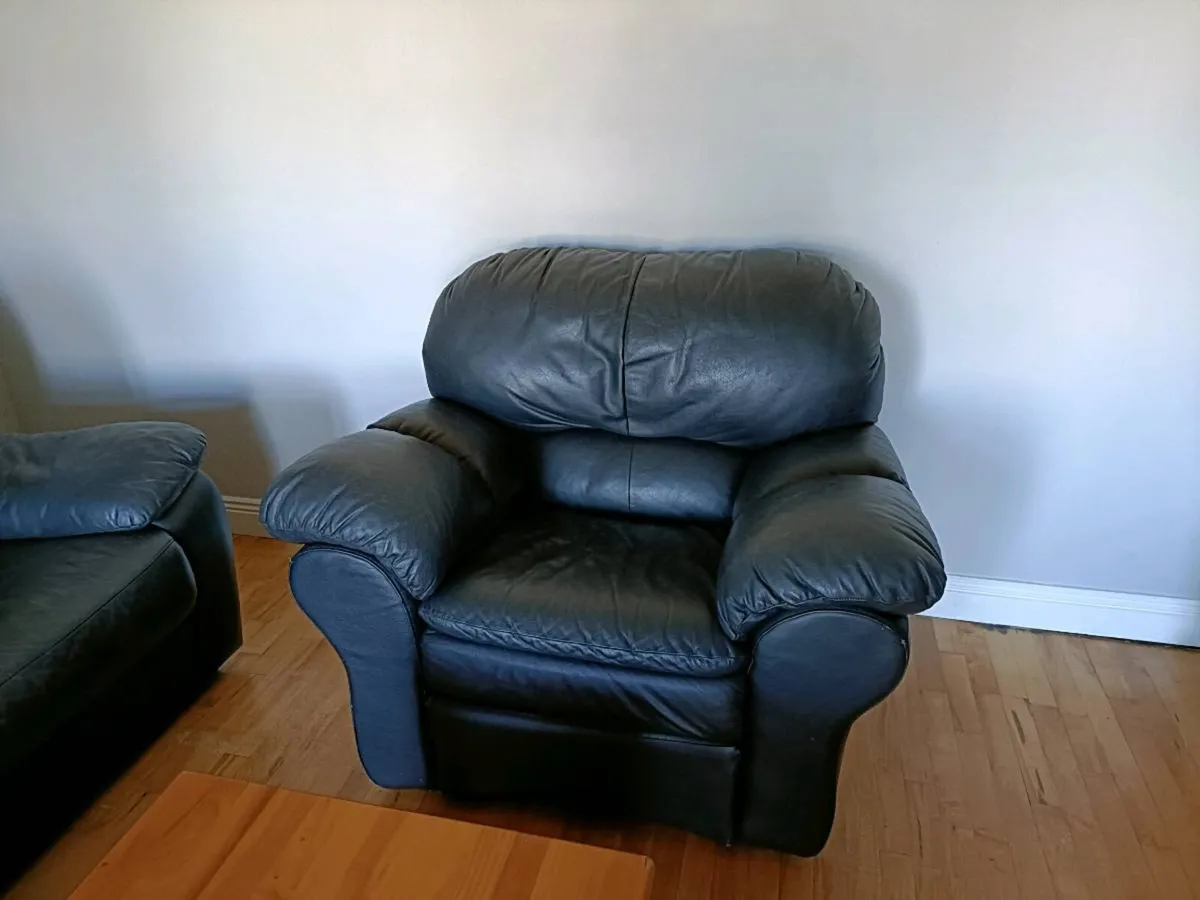 Furniture Suite - Image 3