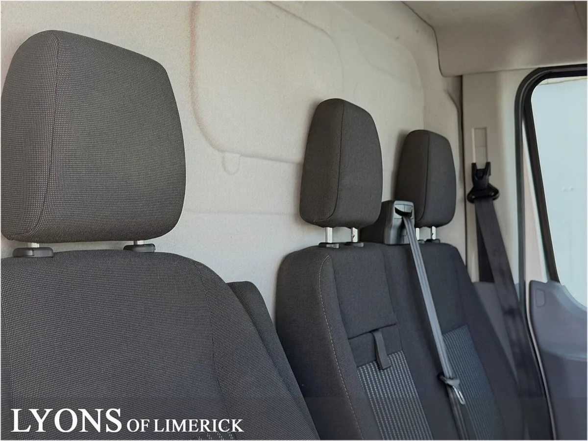 Ford Transit TRANSIT 350 M TREND 2.0 130BHP  F - Image 4