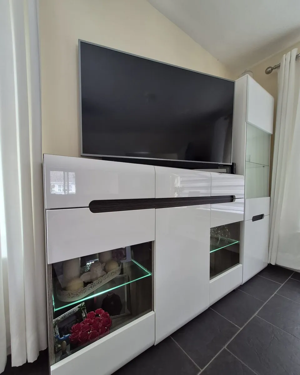 Furniture set for sale - Image 2