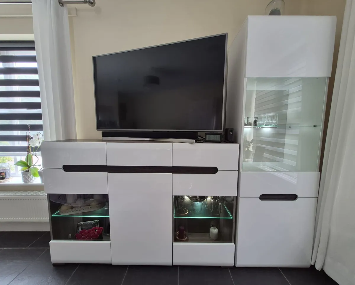 Furniture set for sale - Image 3