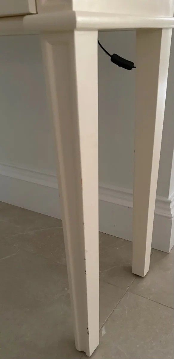 Cream side table or hall table - Image 2