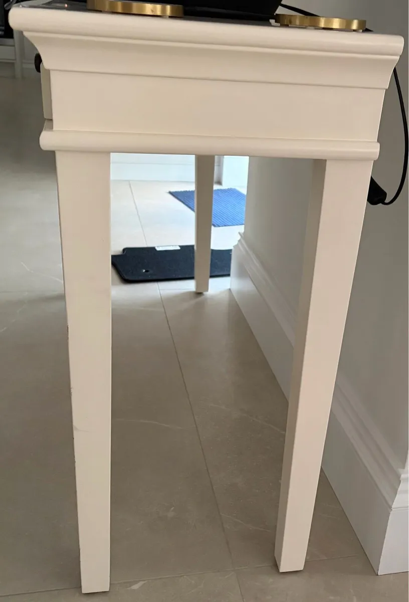 Cream side table or hall table - Image 3