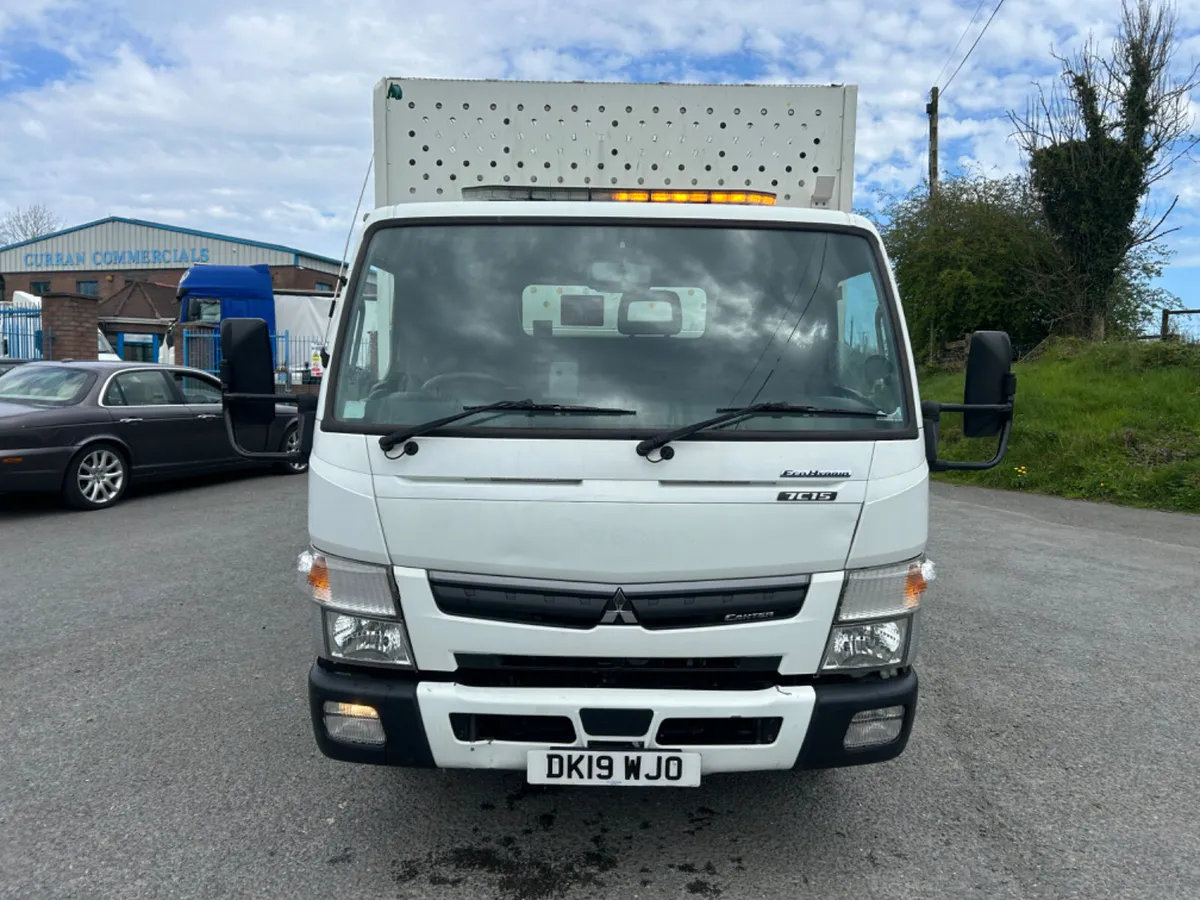 2019 Mitsubishi canter 7.5 ton caged tipper - Image 3