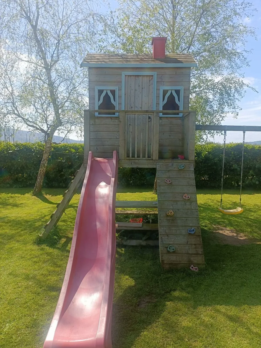 Childrens tree house - Image 1