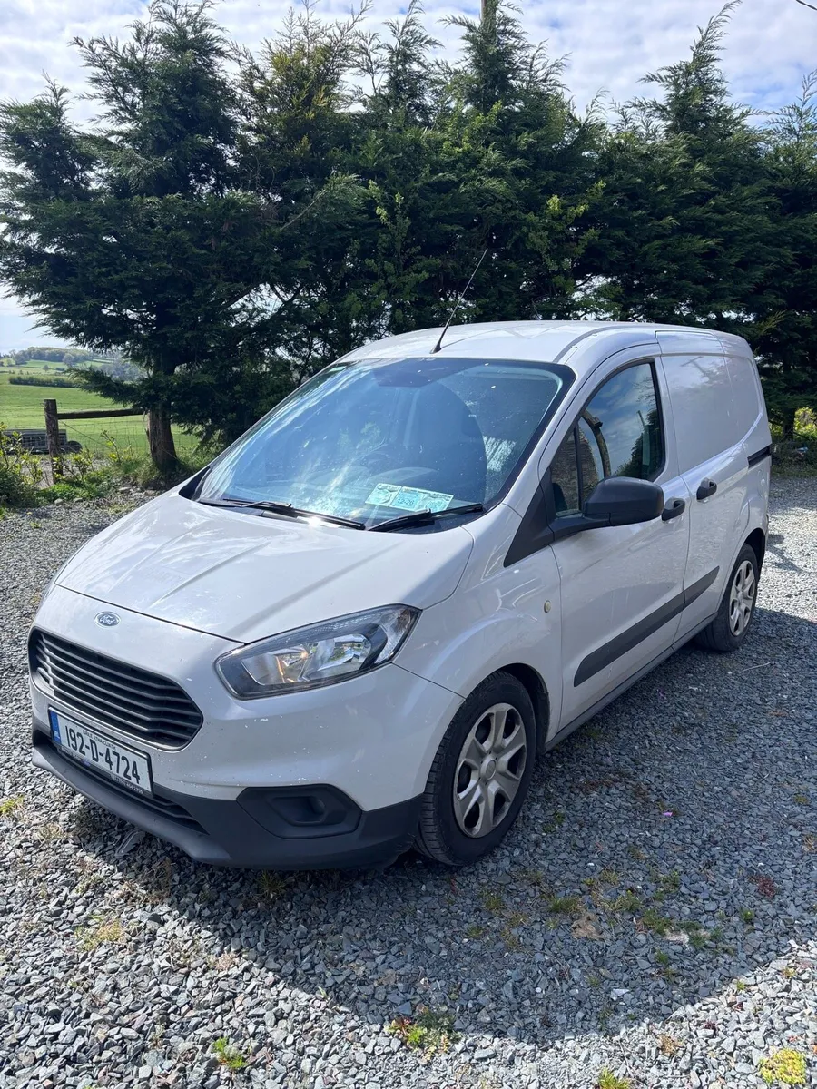 192 Ford Courier van - Image 1