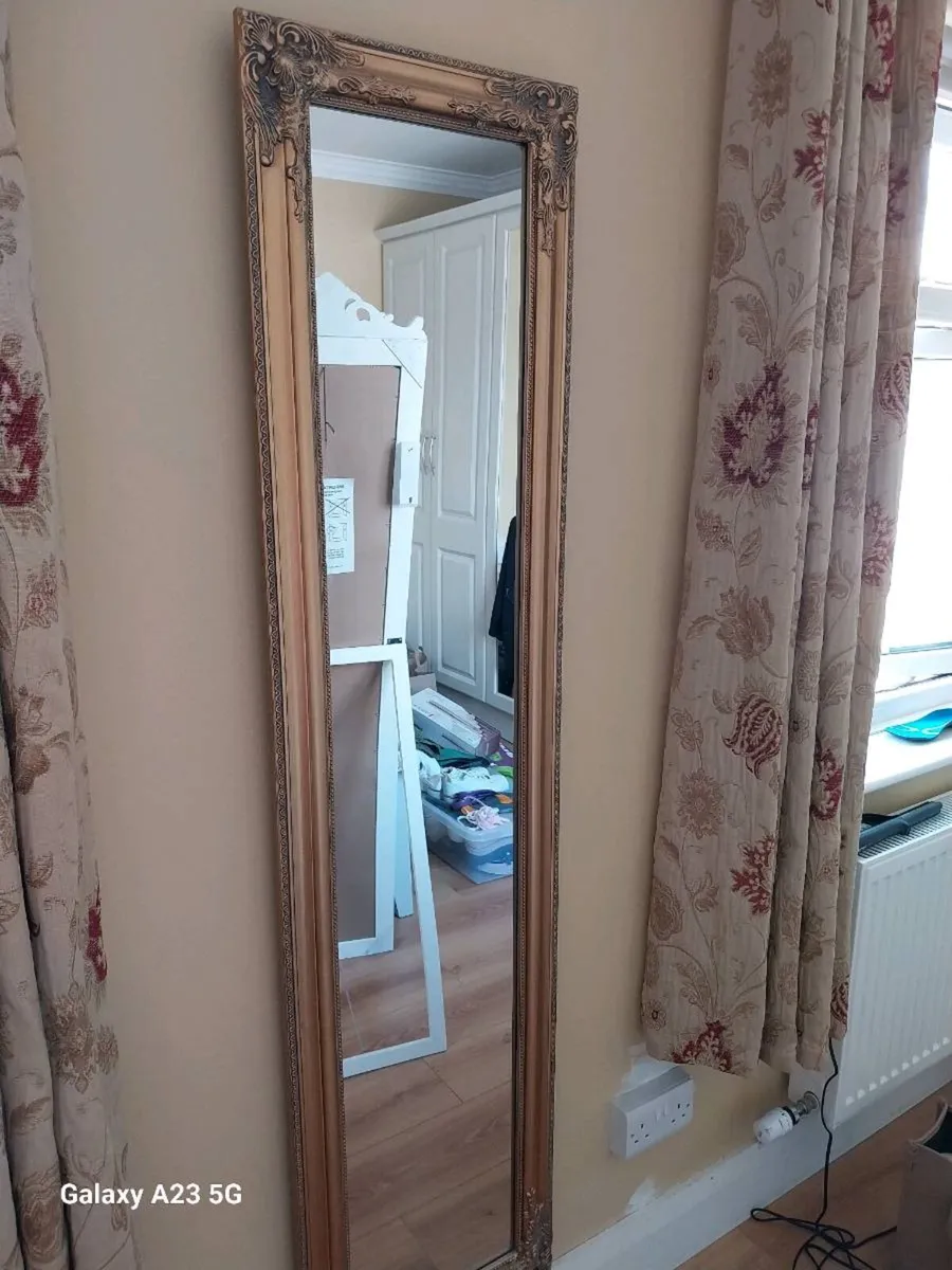 Two long mirrors - Image 4