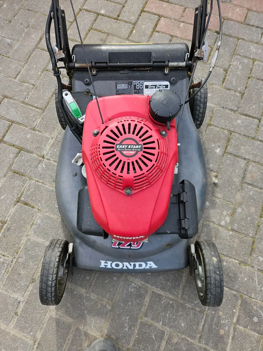 Honda key start lawnmower - Image 3