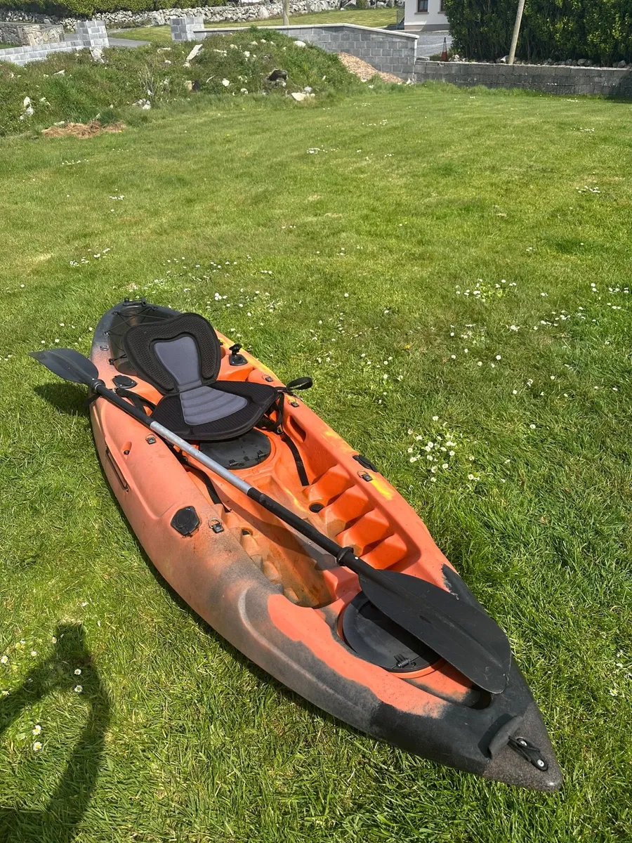 8Ft Kayak - Image 2