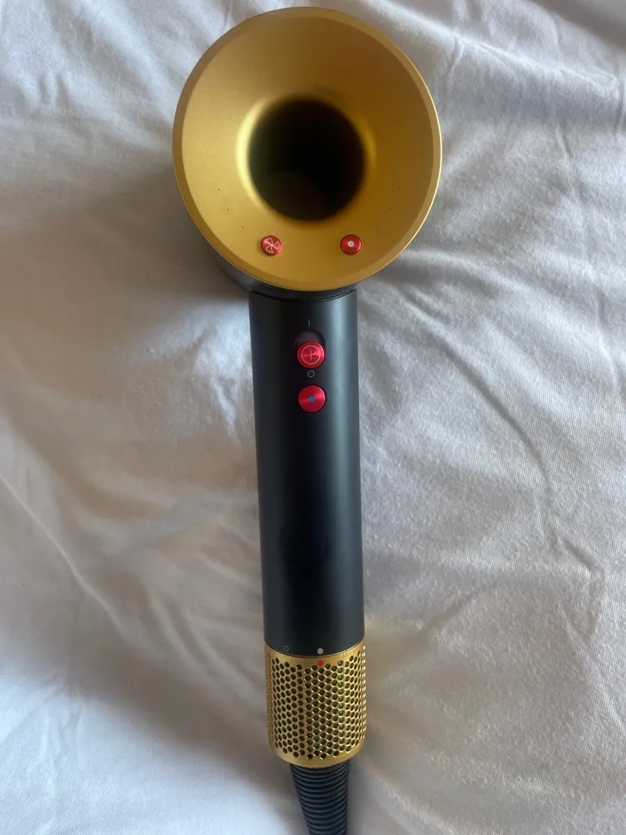 Dyson supersonic hairdryer - Image 2