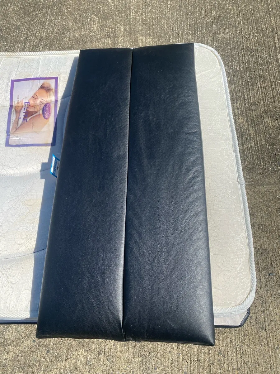 Single bed,Matress and head board - Image 1