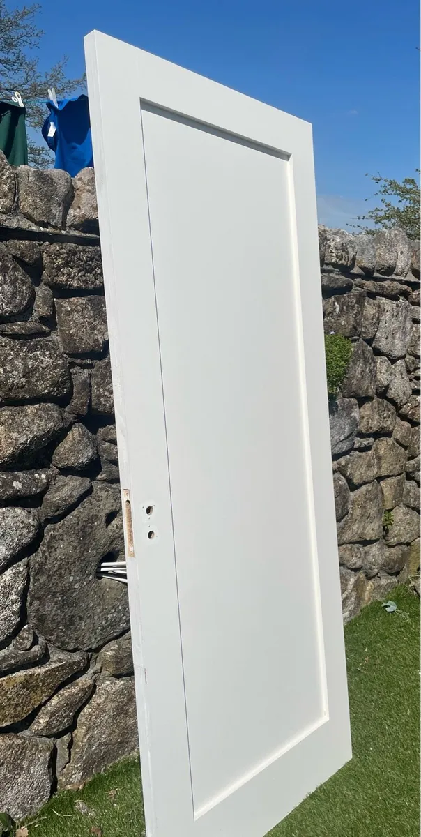Shaker door-pre chiselled- ready to hang - Image 1