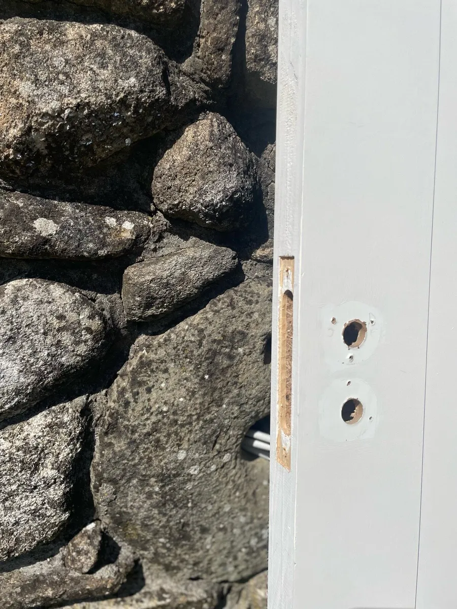 Shaker door-pre chiselled- ready to hang - Image 3