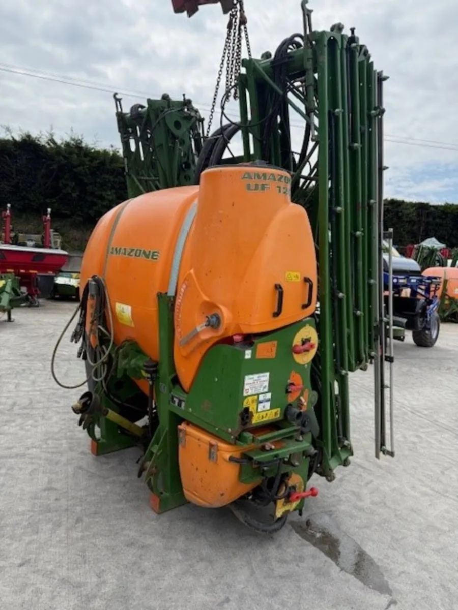 Used Amazone UF1201 21m Sprayer - Image 2