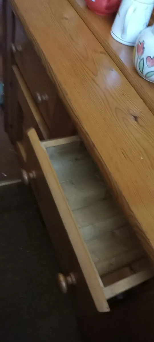 Pine Dresser - Image 4