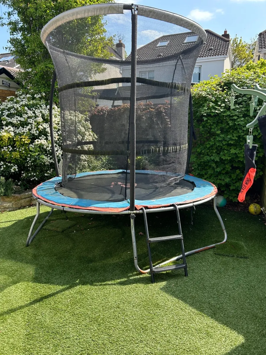 Trampoline - Image 2