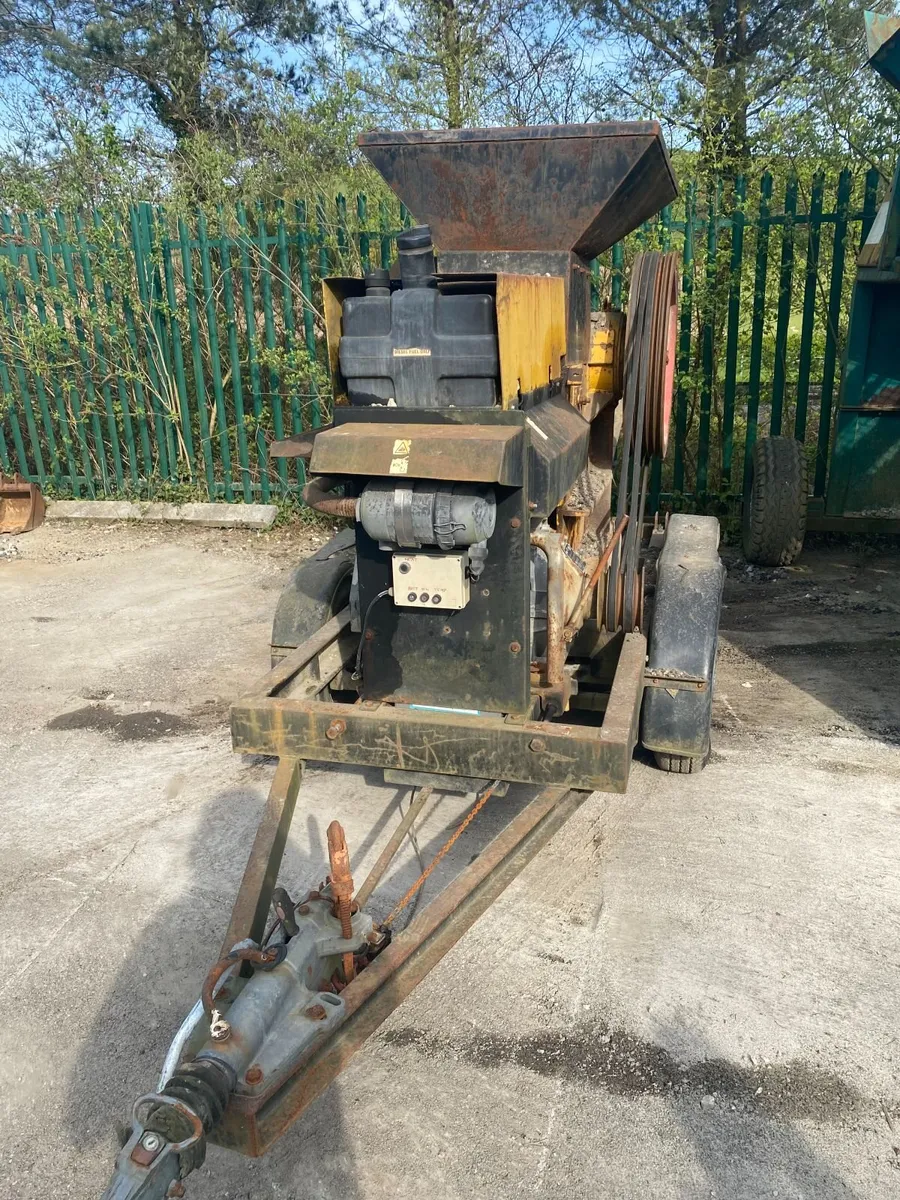 Rock crusher/ top soil screener - Image 3