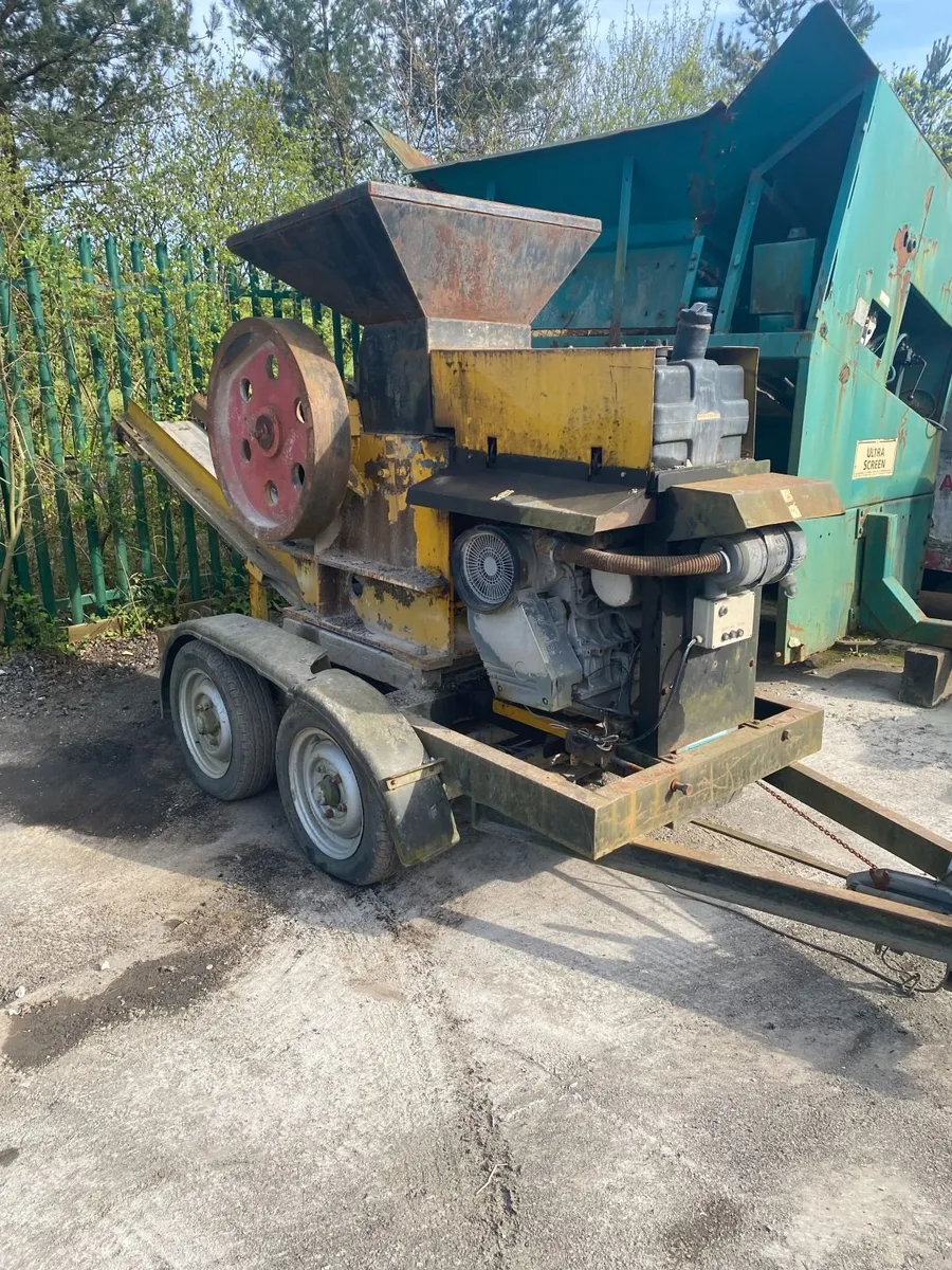 Rock crusher/ top soil screener - Image 1