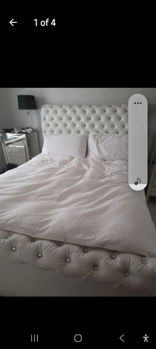 King Size Bed. - Image 3