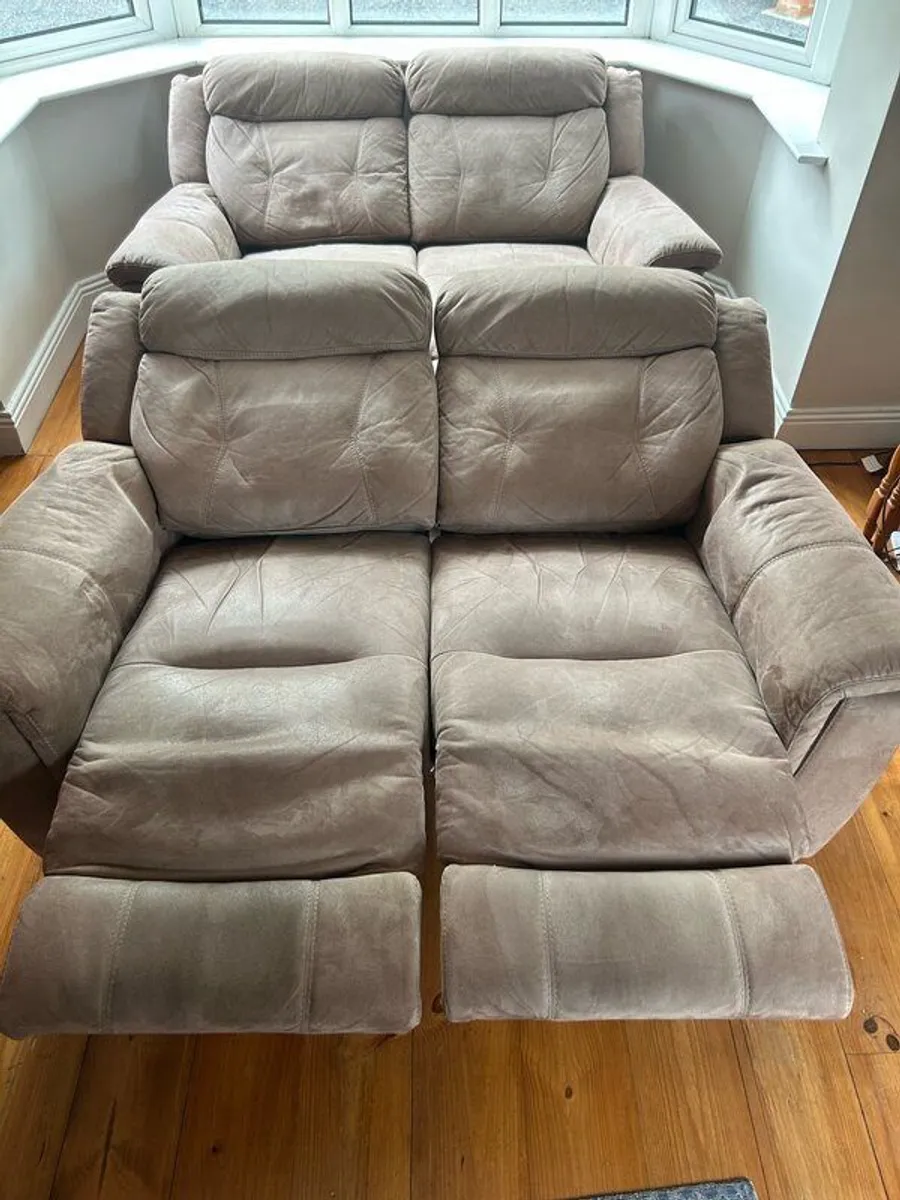 Recliner 2 seat sofa - Image 4