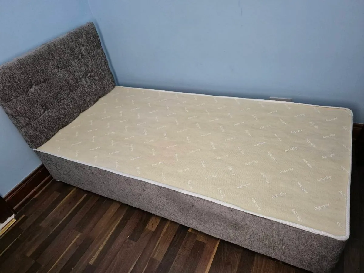 Single bed frame and headboard - Image 3