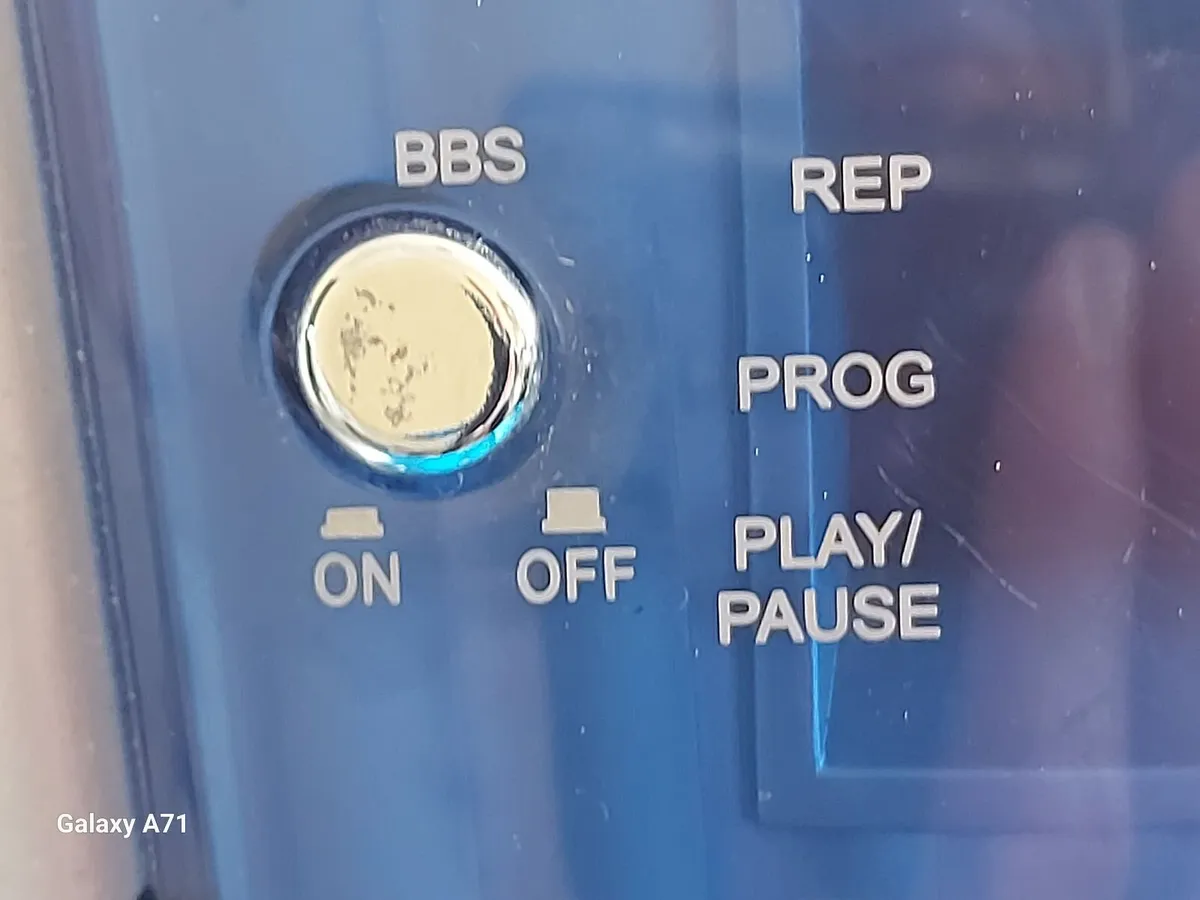 BUSH Micro HiFi System, Model MCA42Xi, Stereo CD P - Image 4