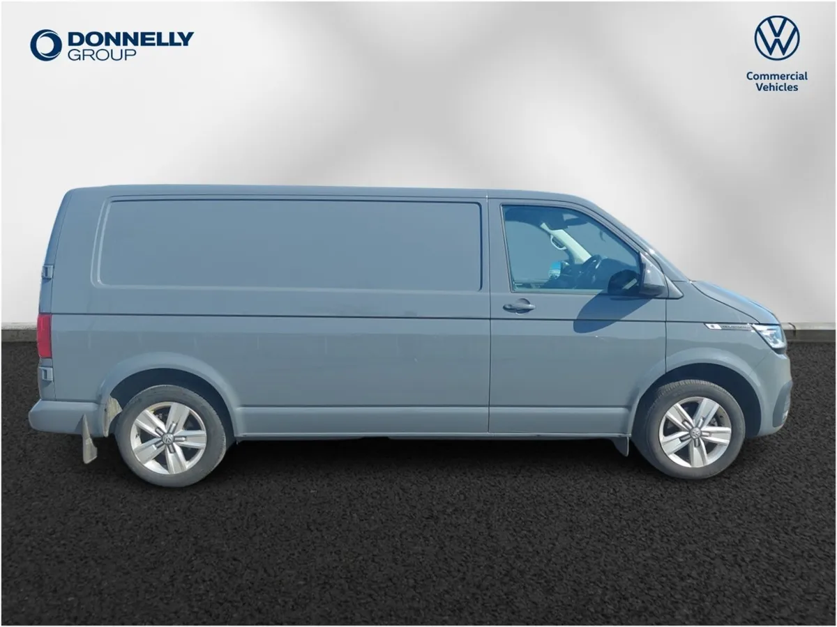Volkswagen Transporter T32 Lwb Diesel Highline - Image 3