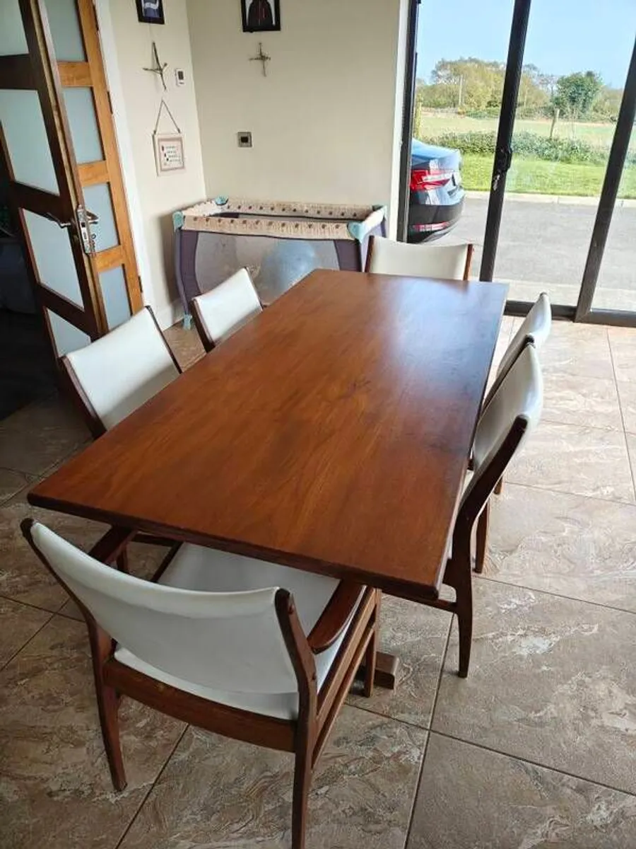 dinner table, 6 chairs - Image 1