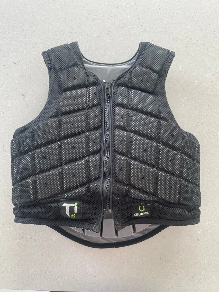 Child’s Back Protector - Image 1