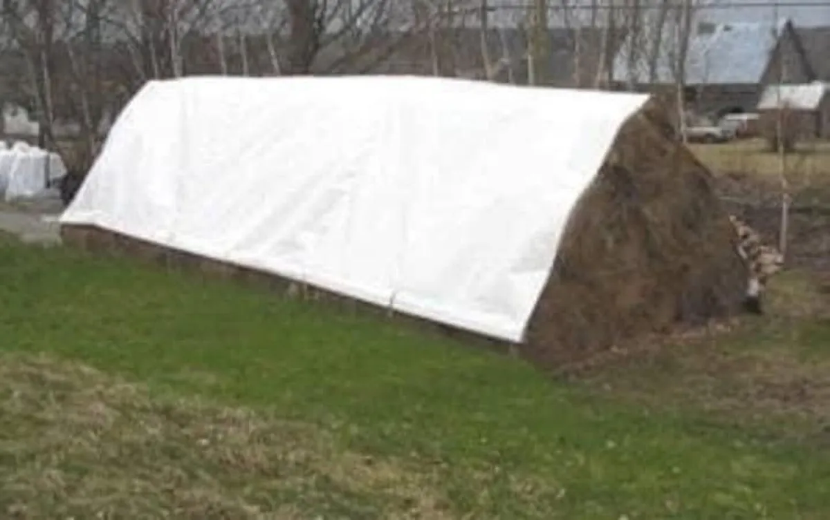 tarpaulin covers - Image 1