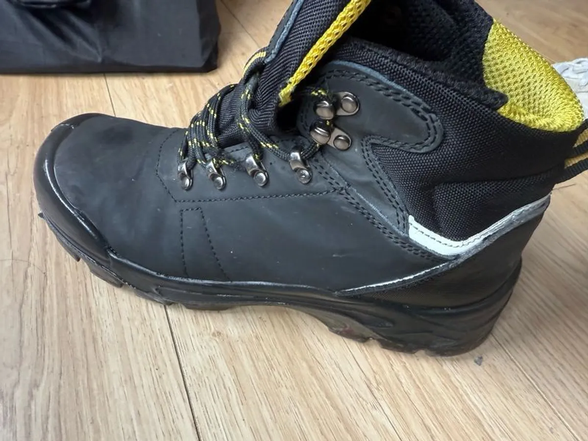 Safety Boots - Image 3