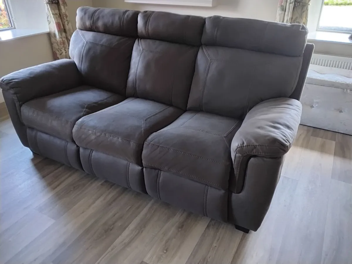 Couch - Image 1