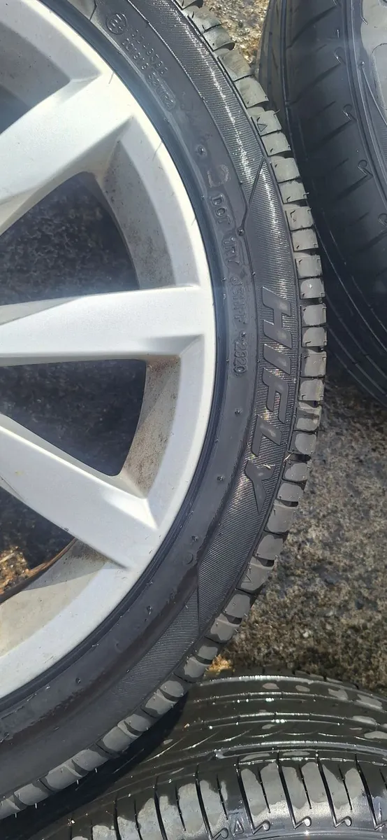 4x VW Alloys & Tyres - Image 3