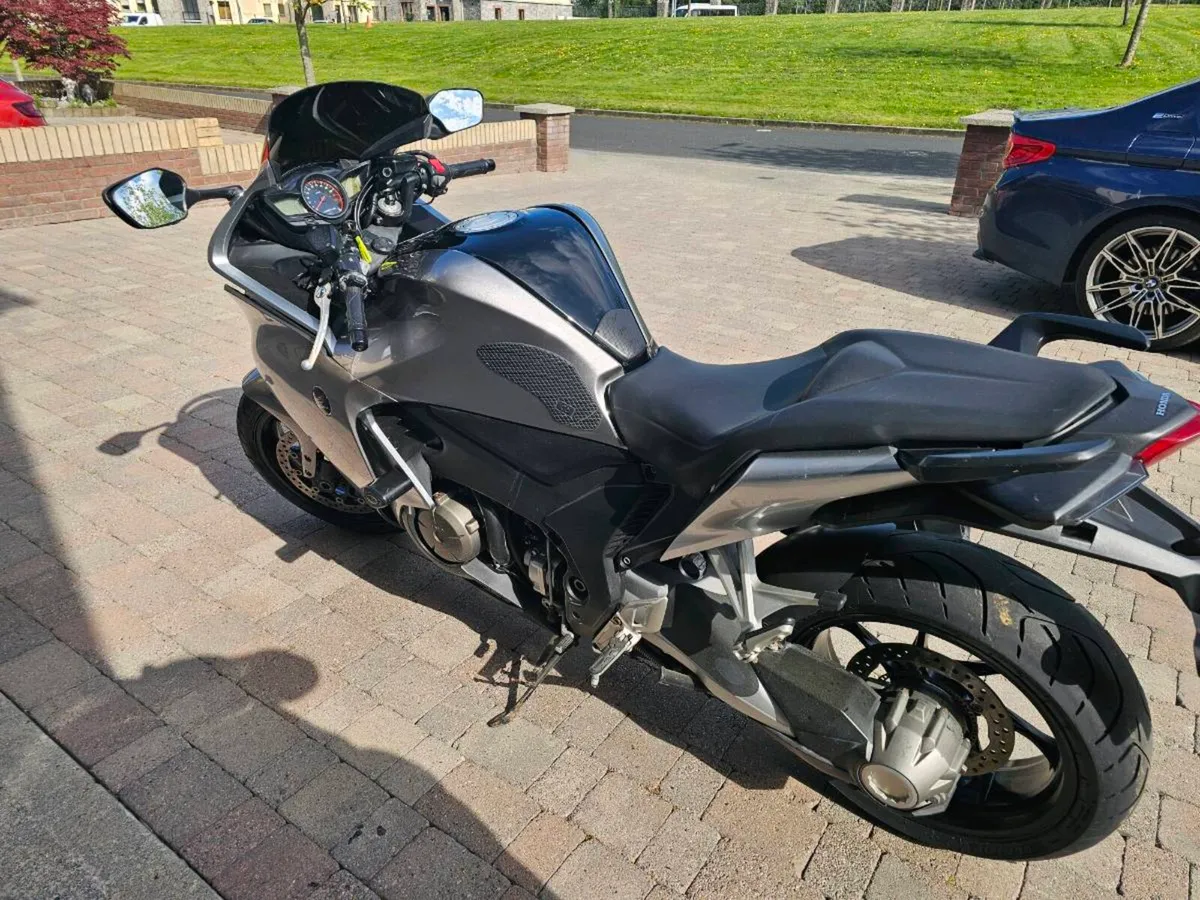 Honda Vfr 1200f - Image 4